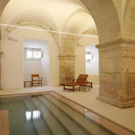 Montebelo Mosteiro De Historic Alcobaça