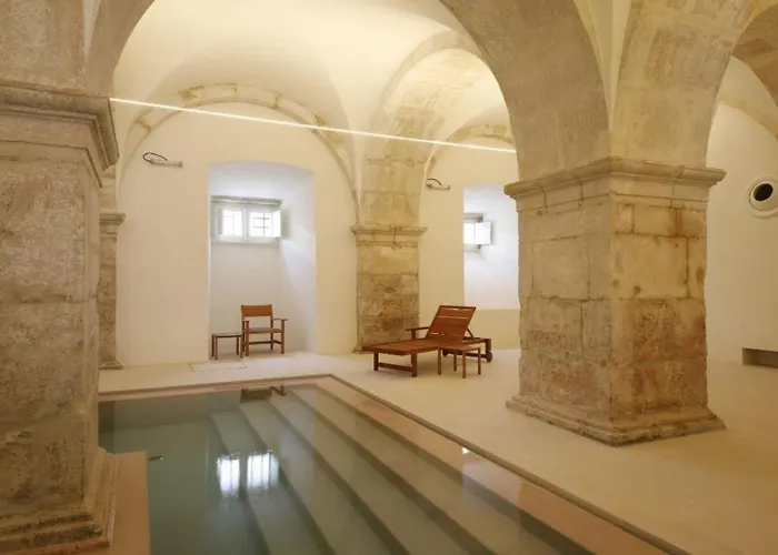 Montebelo Mosteiro De Historic Alcobaça