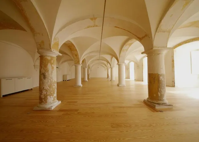 Montebelo Mosteiro De Historic Alcobaça