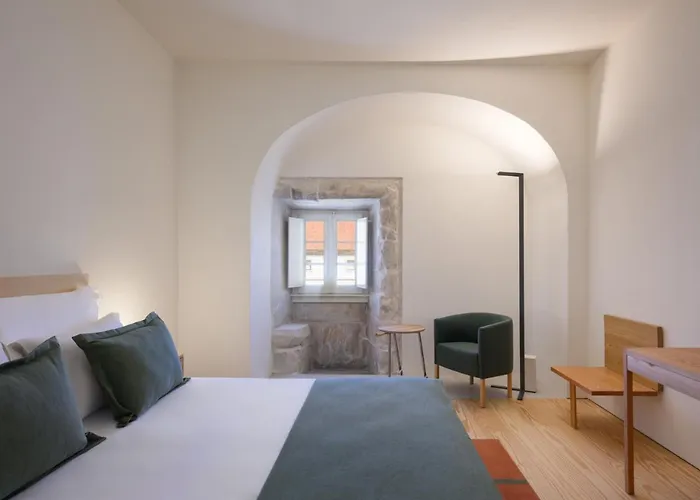 Montebelo Mosteiro De Historic Hotel